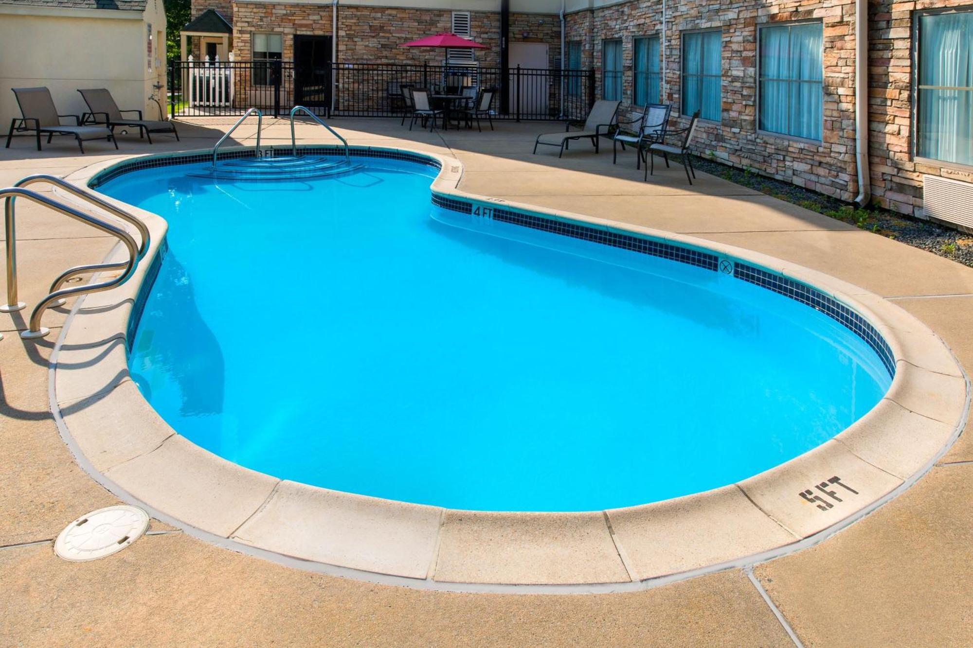 Towneplace Suites Wilmington Newark / Christiana Exterior photo